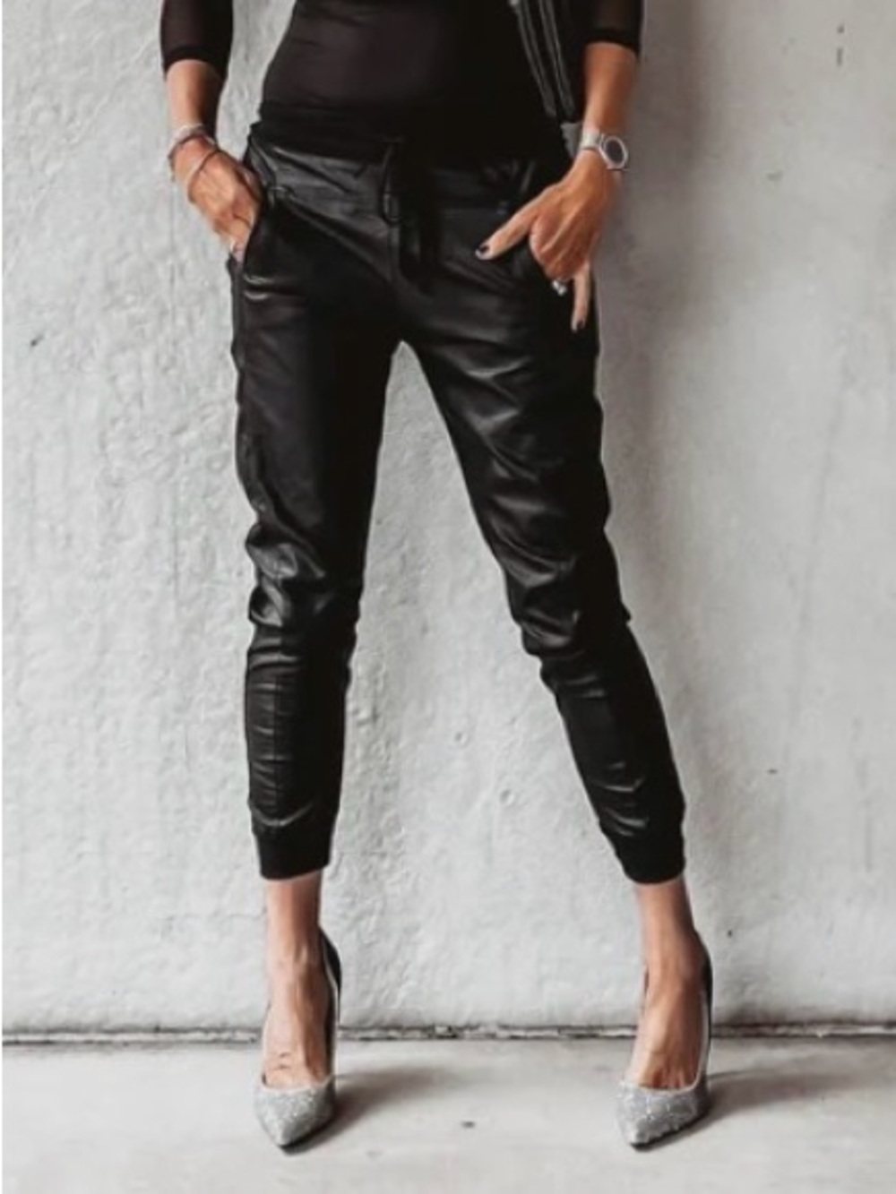 Suzy D Black Faux Leather Jogger Pants-S